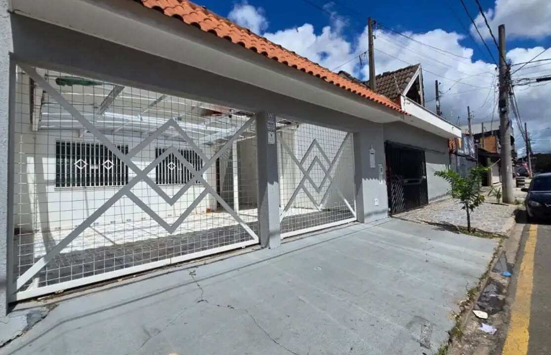 Casa à venda em Sorocaba, Wanel Ville, com 3 quartos, 164m² - Janaina Albuquerque Imóveis
